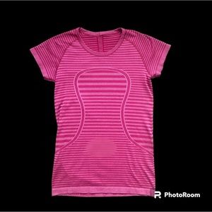Lululemon Athletica Swiftly Tech Pink Lucy Striped Short Sleeve Size 10